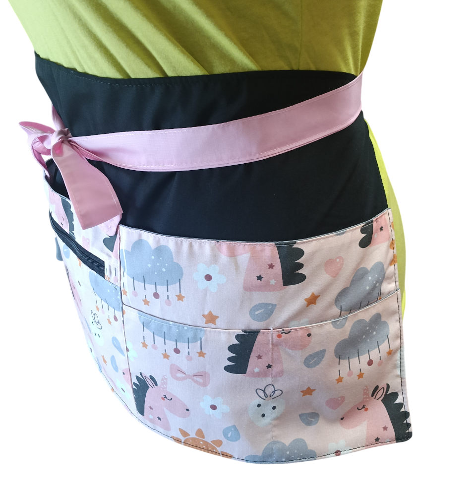 Delantal Corto Unicornios Rosas