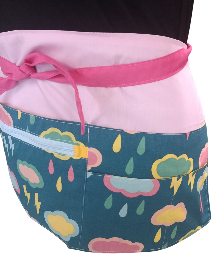 Delantal Corto Nubes y Lluvia