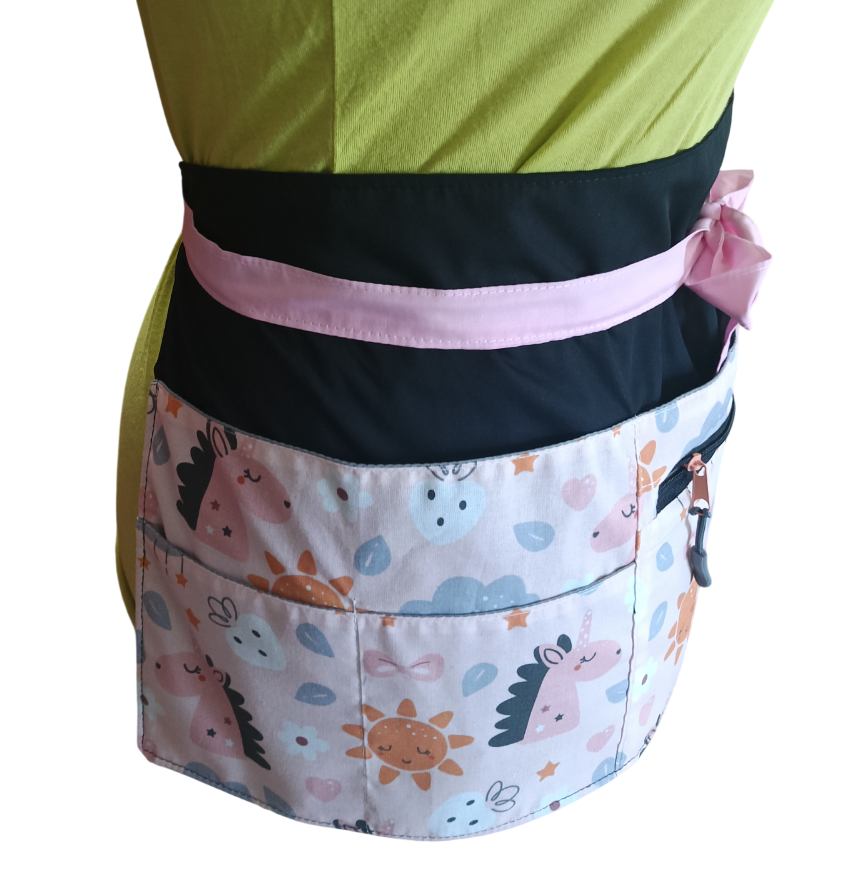 Delantal Corto Unicornios Rosas